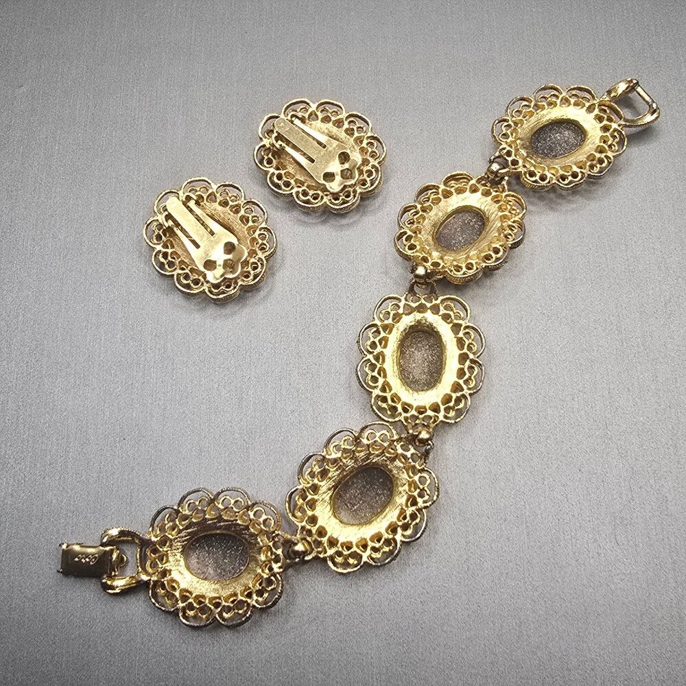 VTG Coro Rose Guilloche Bracelet & Clip-On Earrings Set Gold Tone Filigree - Picture 8 of 12